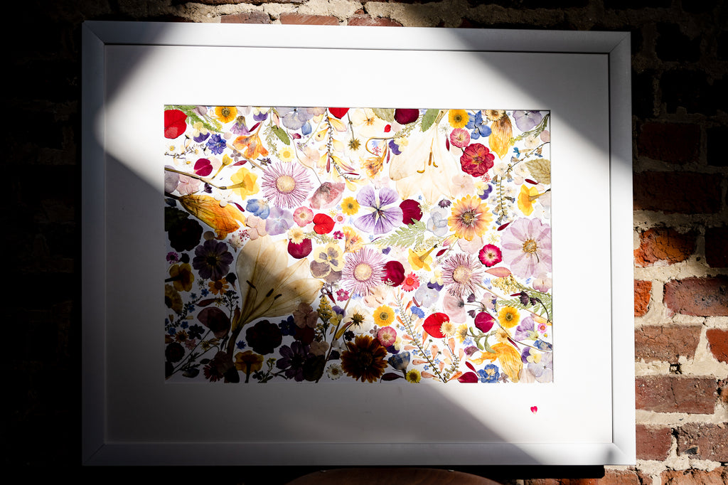 Botanical Series N° 26, geperste bloemen in kader, foto 4