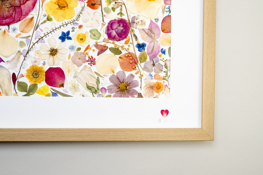 Botanical Series N° 28, geperste bloemen in kader, foto 2